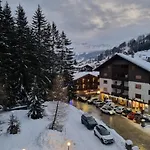 Appartamento In Champoluc- Centro