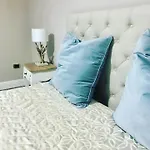 Blue Sea Apartment