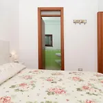 Apartment Sorrento Shore By Interhome