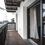 Manu Apartments