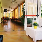 Hotel Cesari