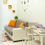 B&B In Naples City Center - Vacation Apartment Near The Train Station & Top Naples Attractions