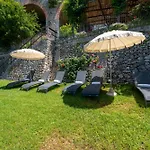 Villa Divina - Pool And Gardens With Wonderful Sea View