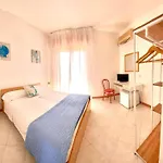 Il Villaggio Albergo 100 Mt Dal Mare Cilento Coast Marina Palinuro