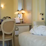 Hotel London