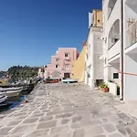 Casa Cinzia In Marina Di Corricella
