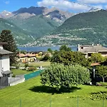 Como Lake Home