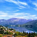 Stunning Renovated Flat On Lake Como With Parking