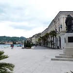 Wonderful Villa On The Garda Lake With Private Garden