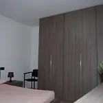 Familienfreundliches Appartement Mit Garten