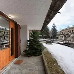 Rifugio Sauze, Mountain View & Skii Lope