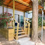 Camping Mare E Pineta