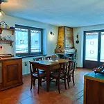 Champoluc Apartment