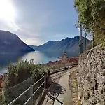 Mulino Vista Lake By Rent All Como