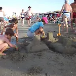 Hotel Atmosfere Beach