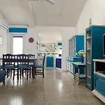 Rosa House