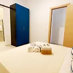 Urban Suites - Apartament