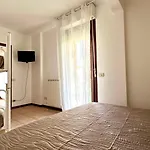Se097 - Senigallia, Bilocale Con Giardino