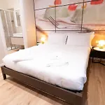 Bed & Bakery