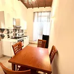 Sealovers House