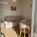 P053 - Porto Recanati, Comodo Bilocale A Pochi Passi Dal Mare