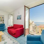 Luimar Holiday House
