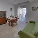 Appartamento Centralissimo Pescara A 300 Mt Dal Mare