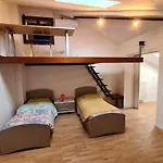 Apartment In The Historic Center Near The Sea