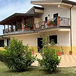 Villa Lidia