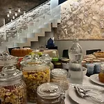 Pietrasanta Ai Teatri