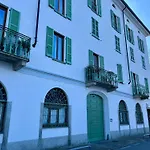 Bellano Promenade & Lakefront