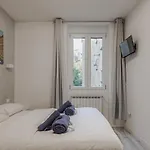 2 Bedroom Giacinti Comfort Apartment Free Wifi