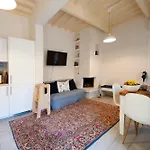 Luxury Old Town Apartment