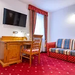 Hotel Touring Dolomites