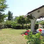 197 - Villetta A Schiera Trilocale Al Taunus, Con Portico E Ampio Giardino Di Mq 400 - Climatizzata Spiaggia Inclusa