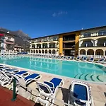 Giardino Dei Colori 212 Pool And Family Friendly