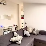 Aurora Sweet Home