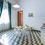 1 Bedroom Amazing Apartment In Pizzo
