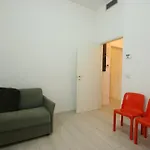 Elegant And Quiet Apartment In The Sea Area