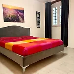 New Apartment 2 Minute From The Port