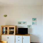 Appartamento Vista Mare Con Due Camere Da Letto-Residence Azzurro -F