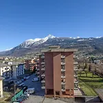 Nholidays - Rue De Paris E Vista Montagna