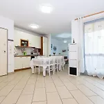 Venturina Terme Apartment