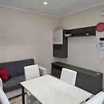 Reef Apartment