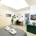 Home4Apartment ,Salerno Center