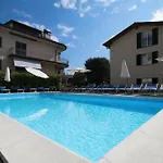Nette Ferienwohnung In Domaso