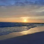La Casa Bianca Di Fronte Al Mare