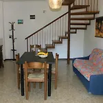Cozy Flat With Private Fenced Garden A Few Steps From Lignano Sabbiadoro Beach