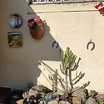 Casa In Giardino