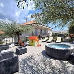 Il Violino Degli Dei Holiday House